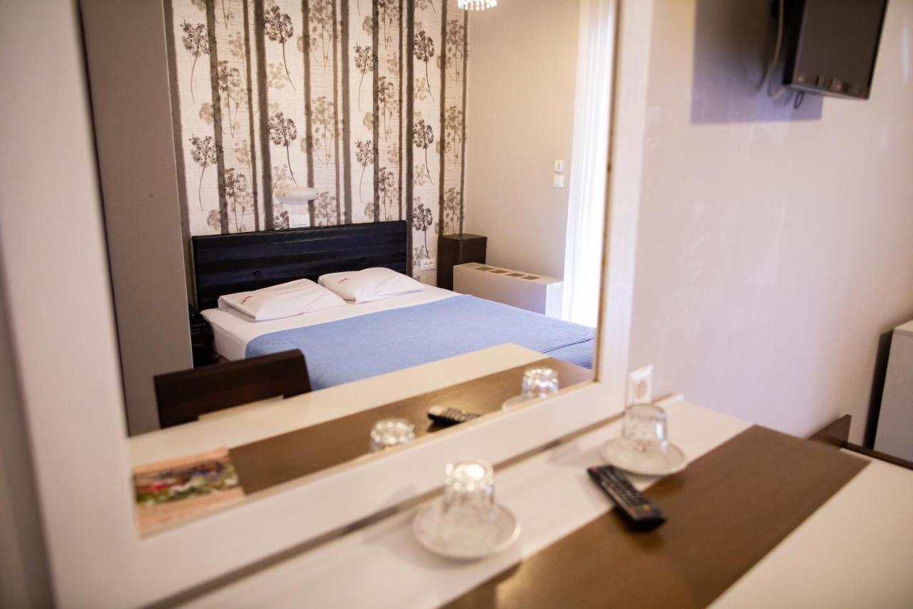Fanari Hotel Bagian luar foto
