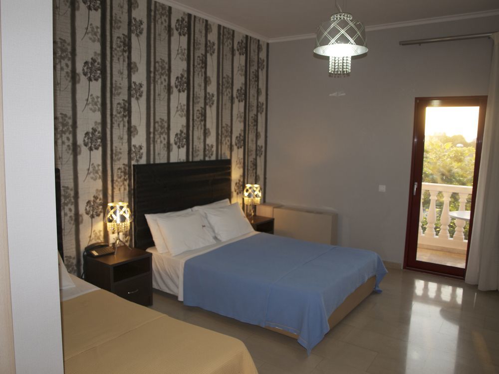 Fanari Hotel Bagian luar foto
