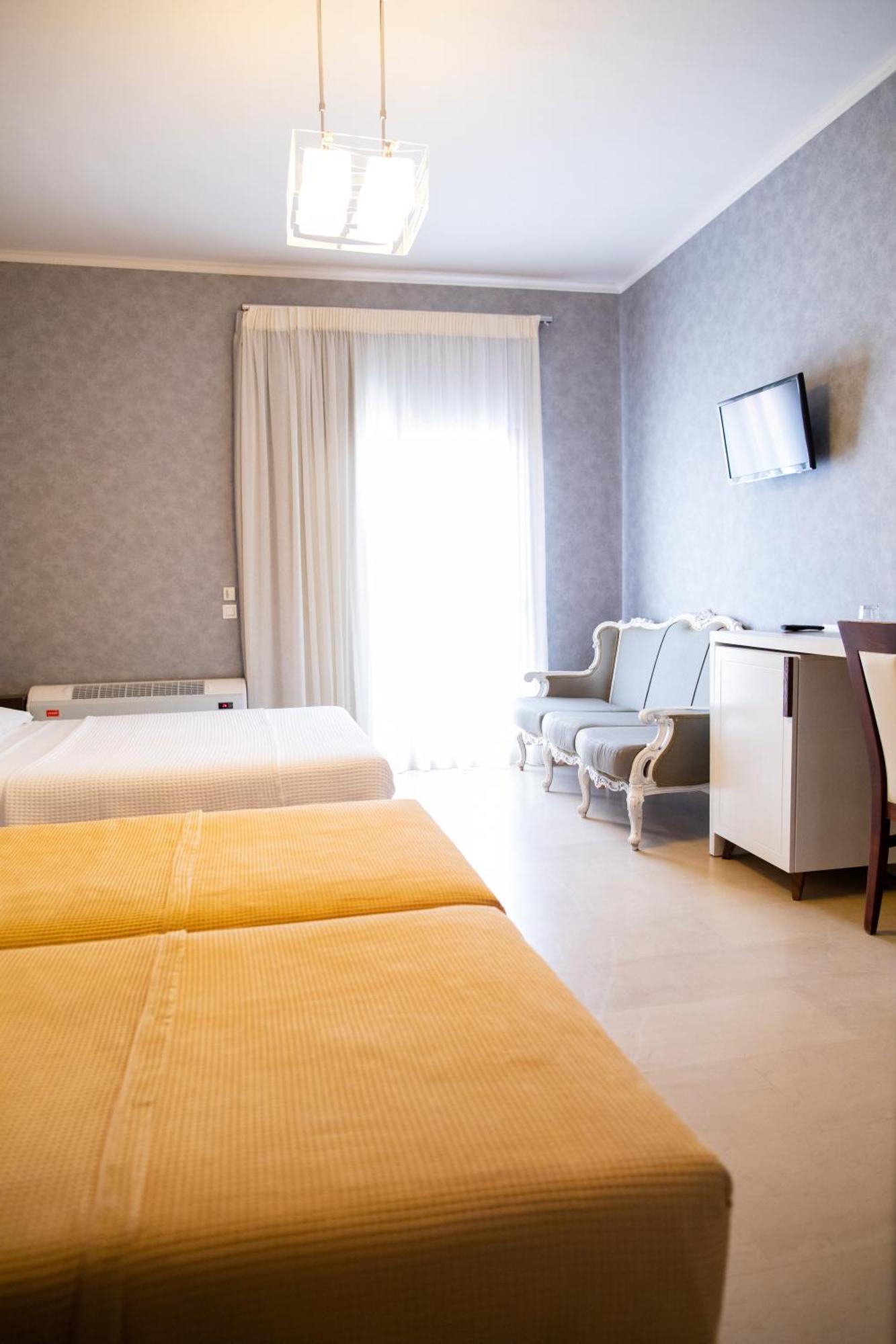 Fanari Hotel Bagian luar foto